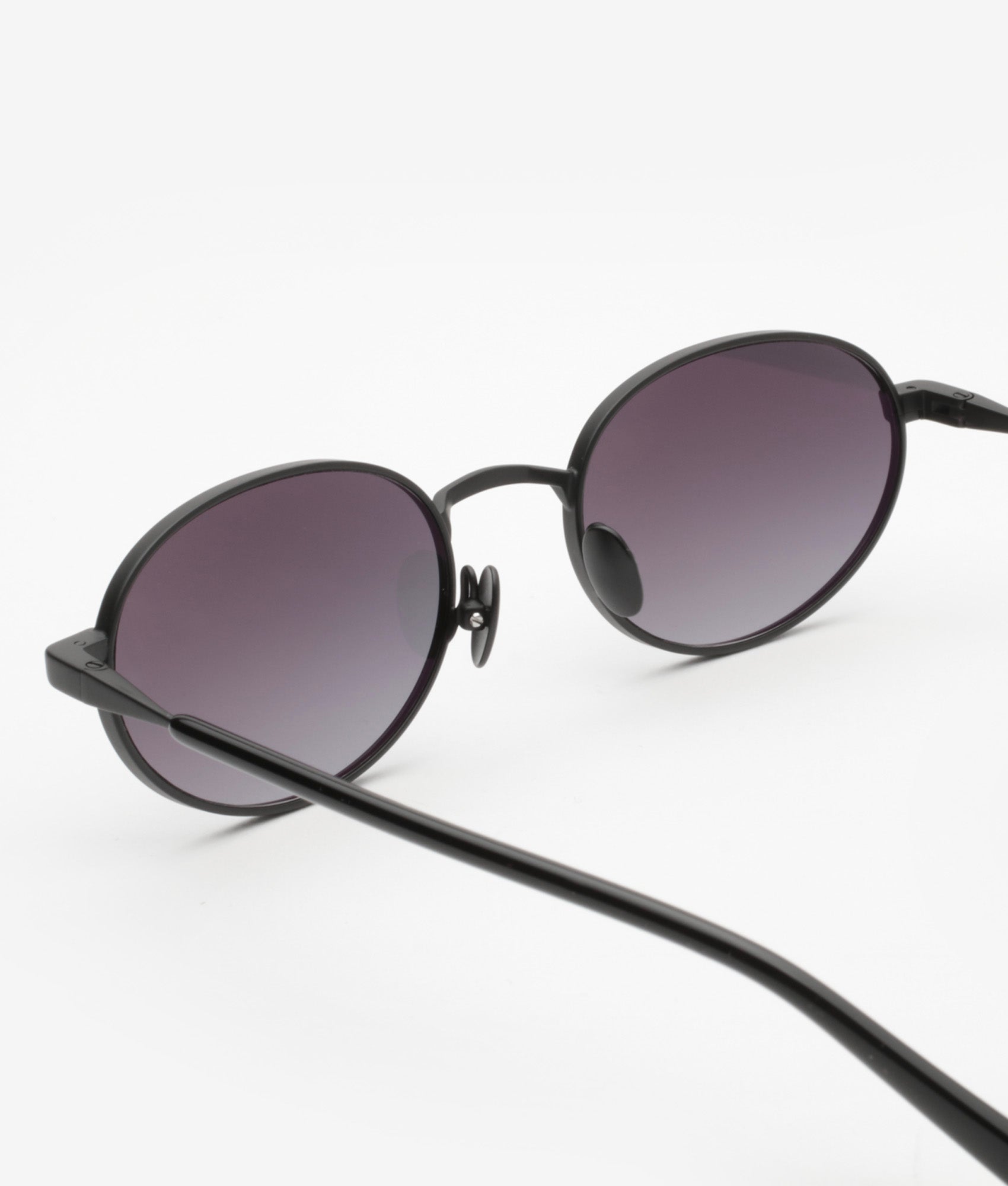 Gast | Jade / Matte Black
