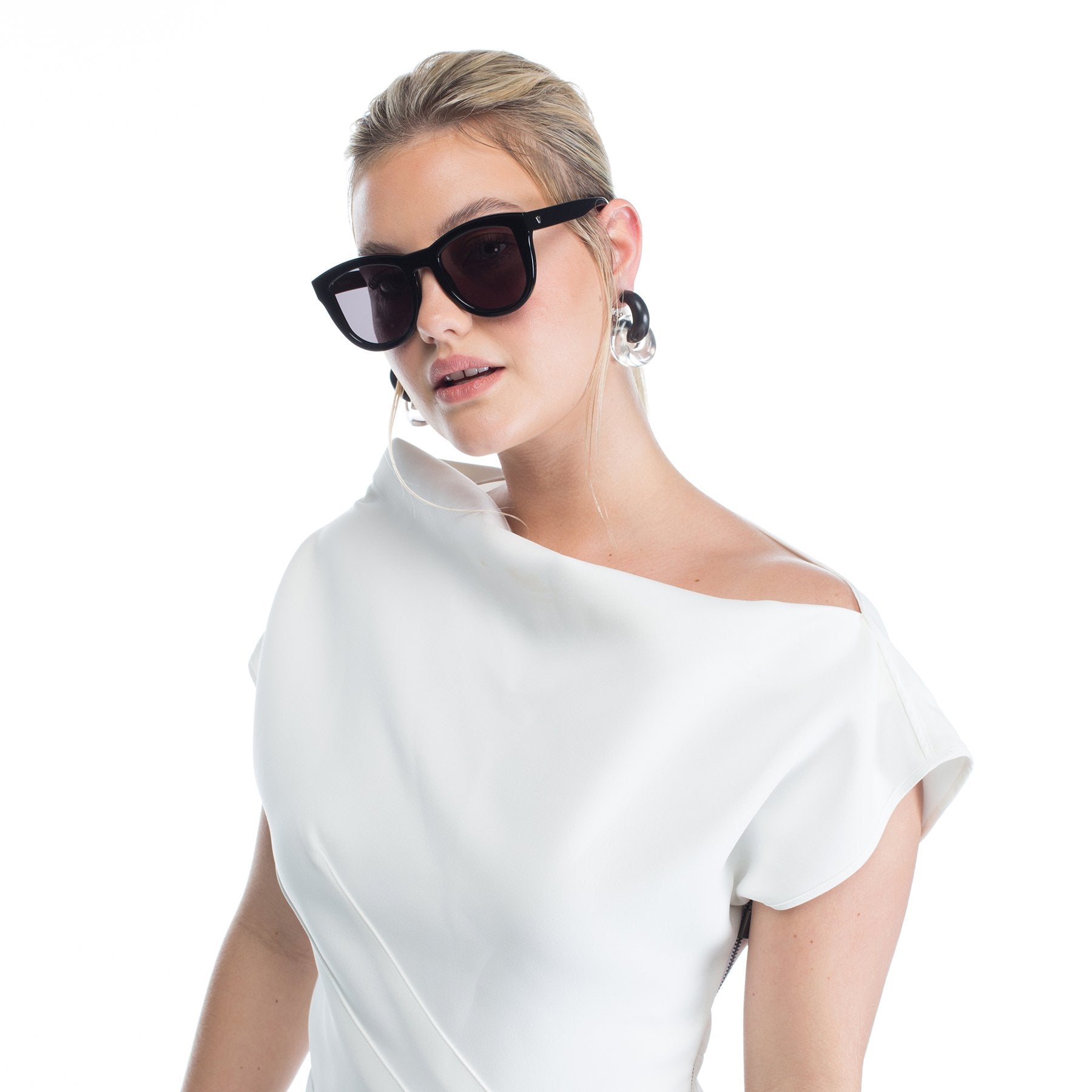 Valley | Trachea / Gloss Black - Black Gradient Lens