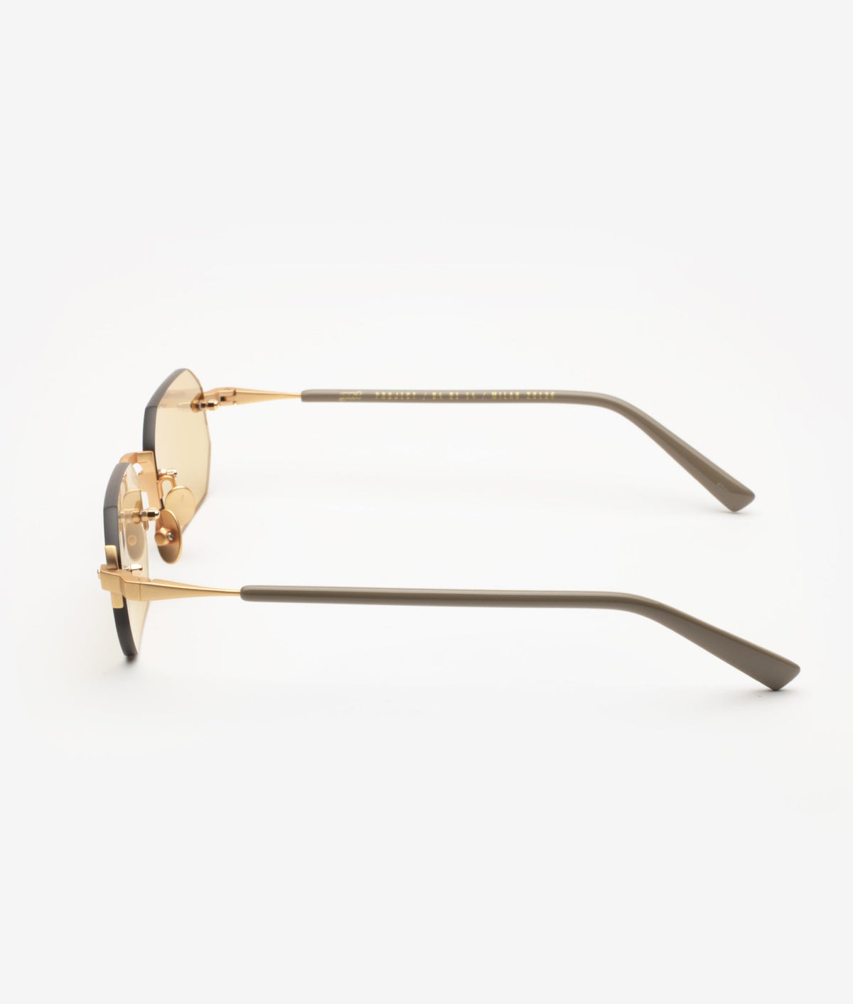 Gast | Axion / Gold Olive