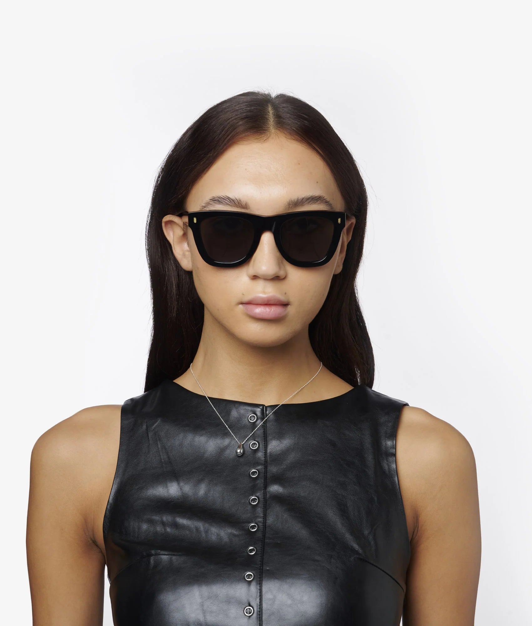 Gast | Venticento / Black