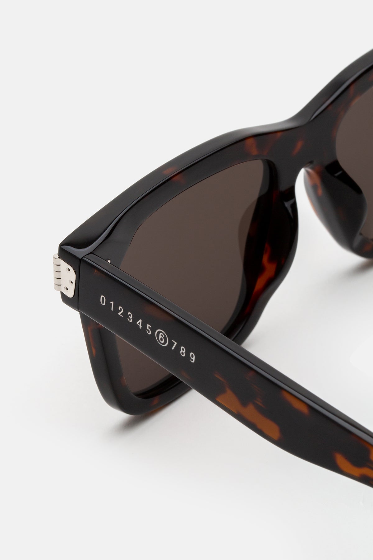 MM6 | Lunettes 15 / Écailles