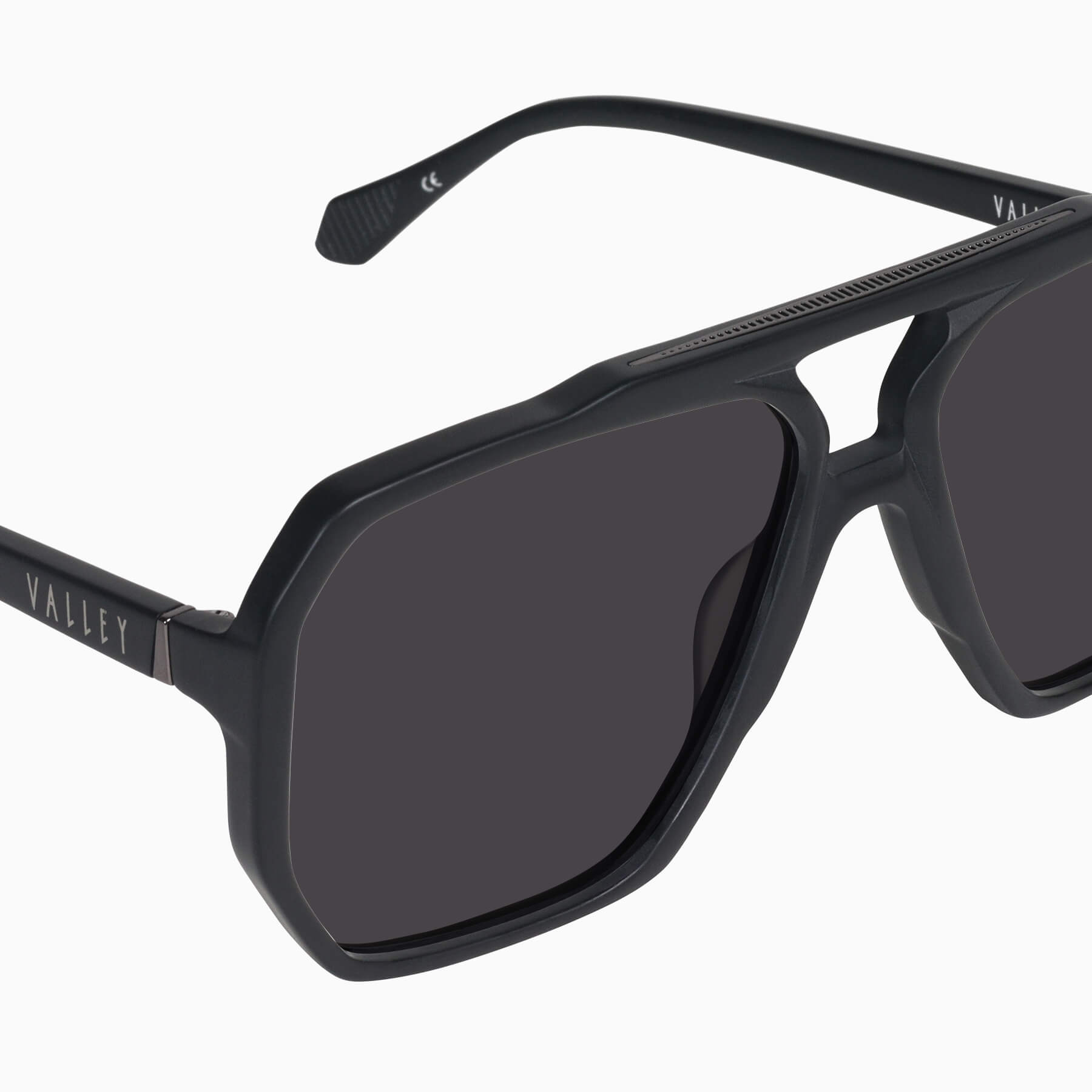 Valley | Rodeo / Matte Black