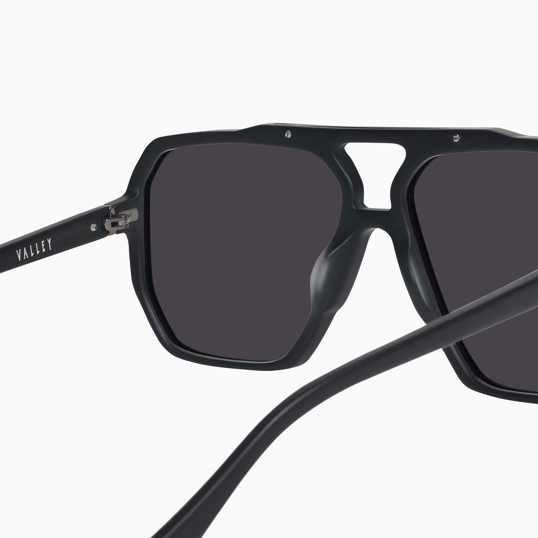 Valley | Rodeo / Matte Black