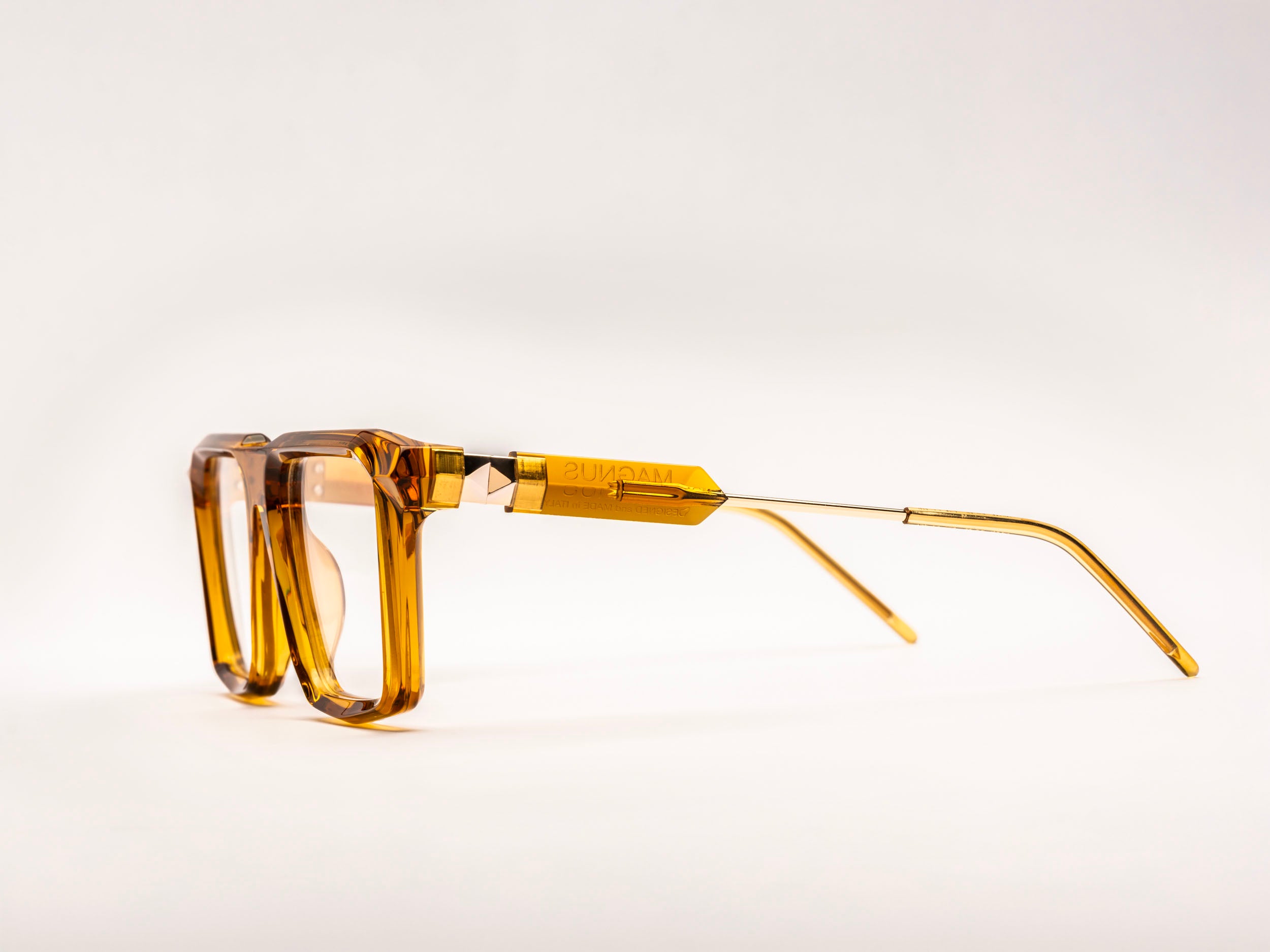 So.Ya | Magnus / Yellow