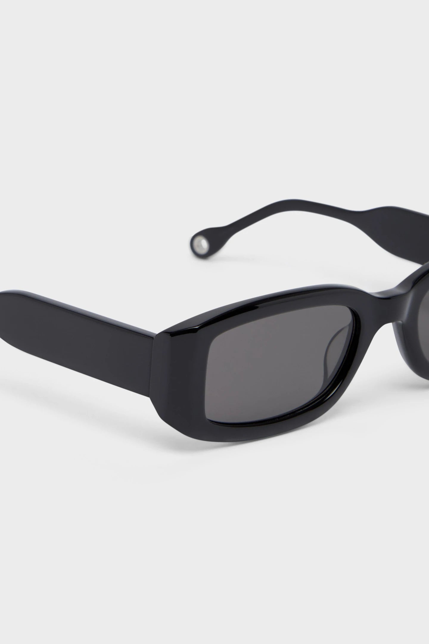 Études | Edition / Black