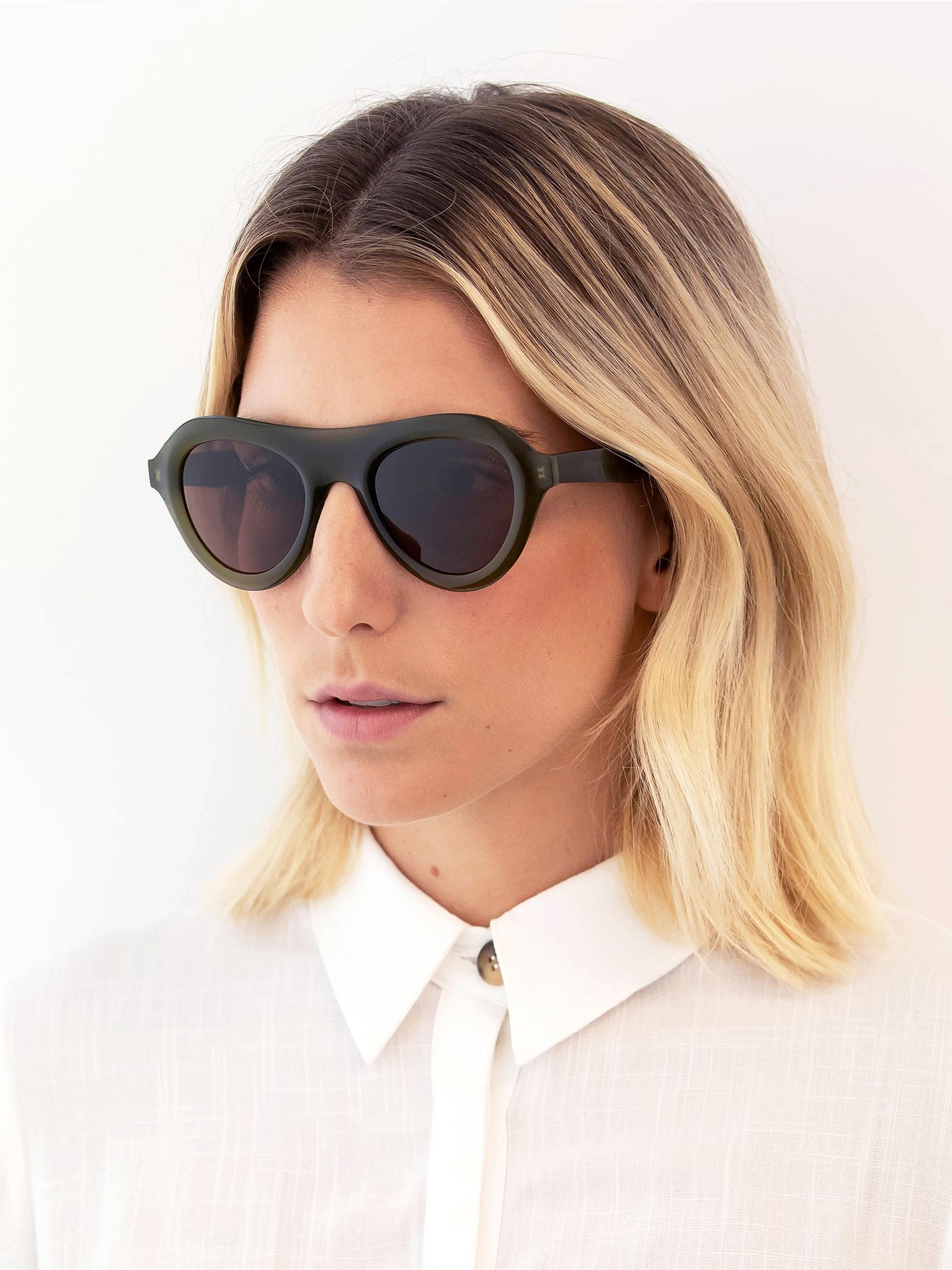 LAPIMA | Andrea / Oliva Solid