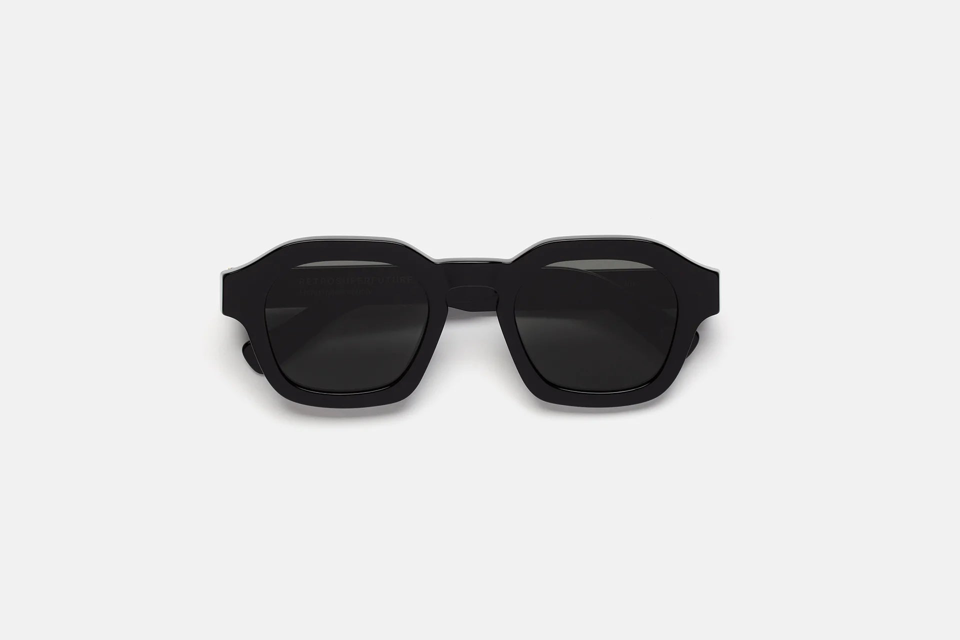 RSF | Saluto / Black